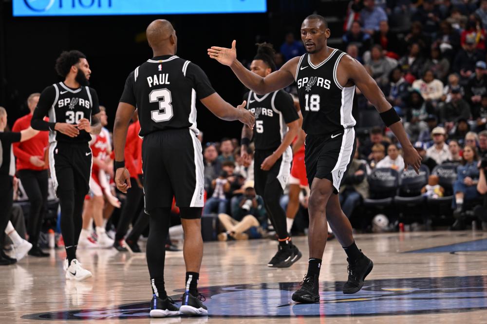 熊遭禁赛事 熊遭禁赛事