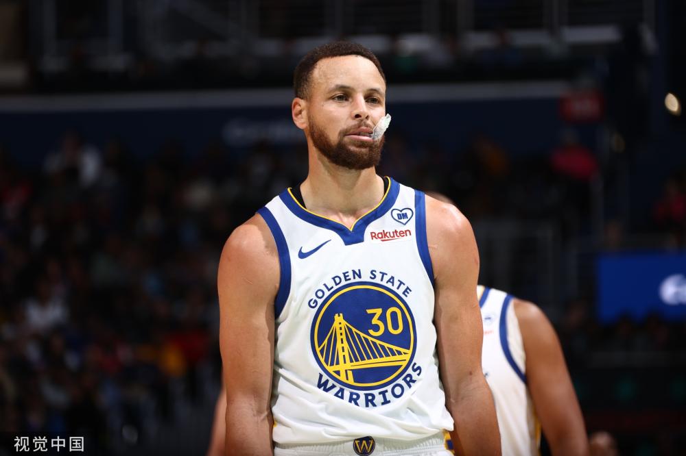 以及对球队 以及对球队