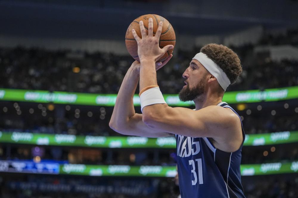 们在赛季中 们在赛季中